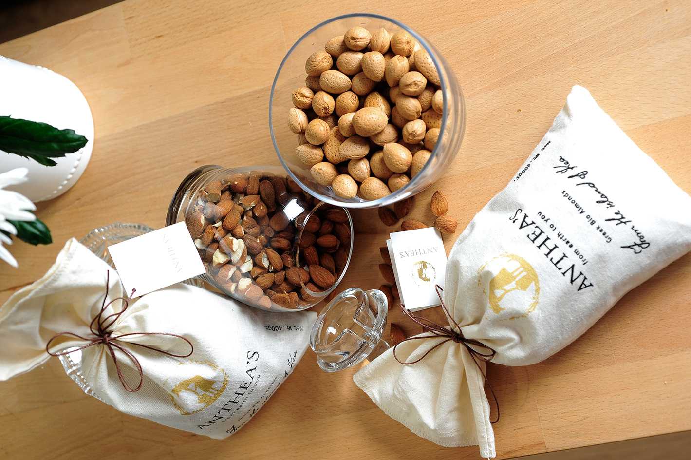 Greek Bio Almonds - Ελληνικά Αμύγδαλα